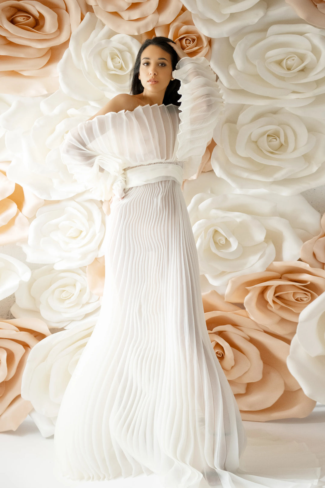 2026 New Off White Pleated Maxi Dresses for Photoshoot Maternity Photoshoot Dress Formal Evening Gown Baby Shower Dress YEWEN
