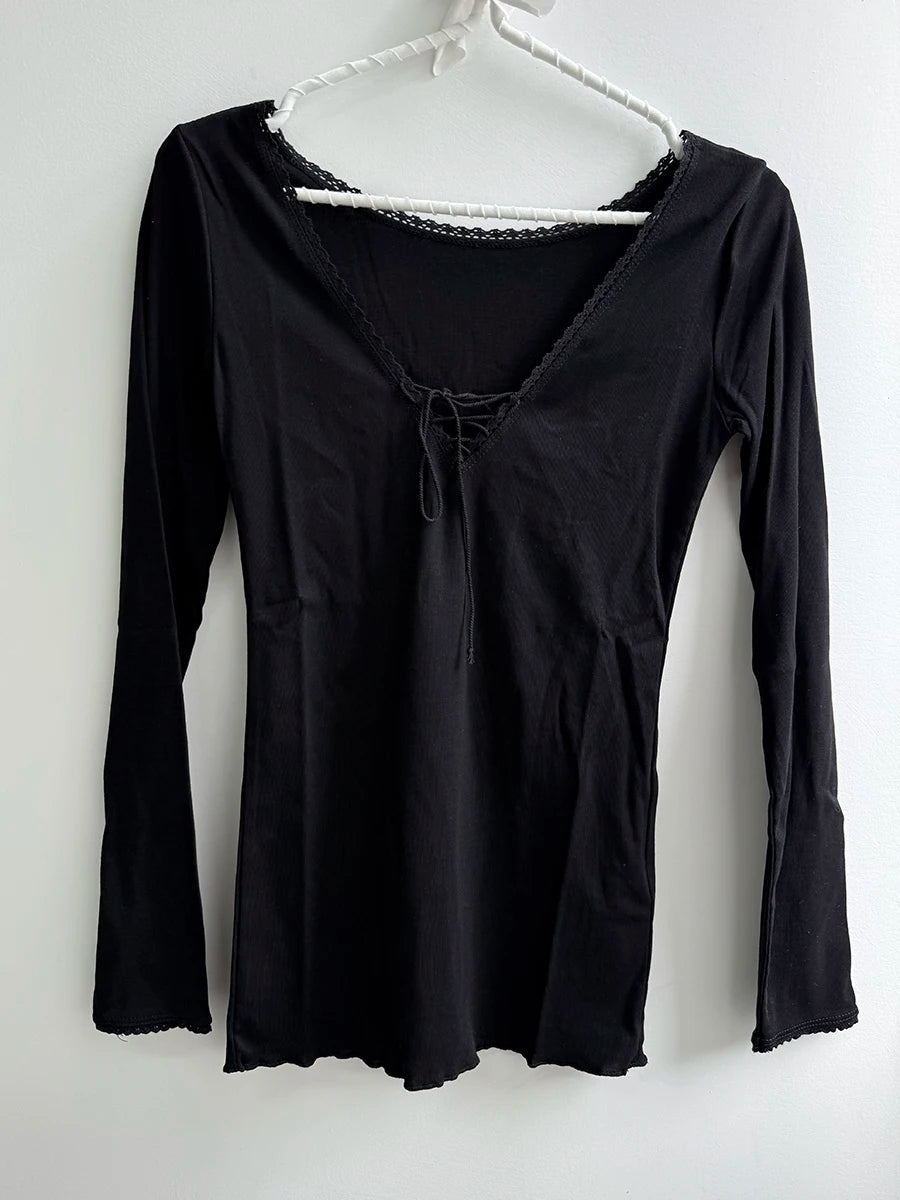 V-neck Lace-up Long Sleeve Tees Women Spring New Streetwear Cotton Slim Lace Trim Tops Sweet Simple Chic Beige T-shirts Y2K