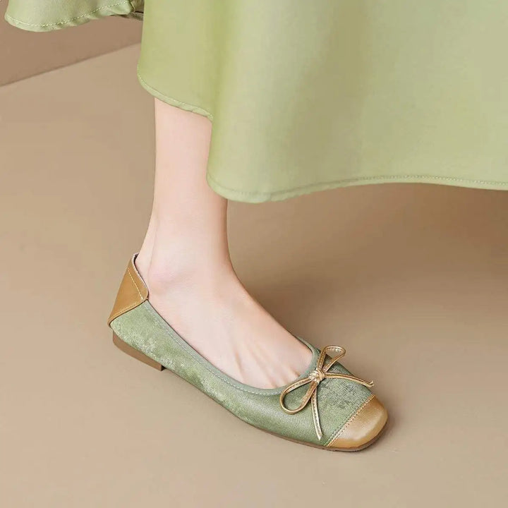 2025 New Genuine Leather French Ballet Flats for Women, Summer Outdoor Wear, One-Piece Bow Soft Sole Low-Heeled Shoes
