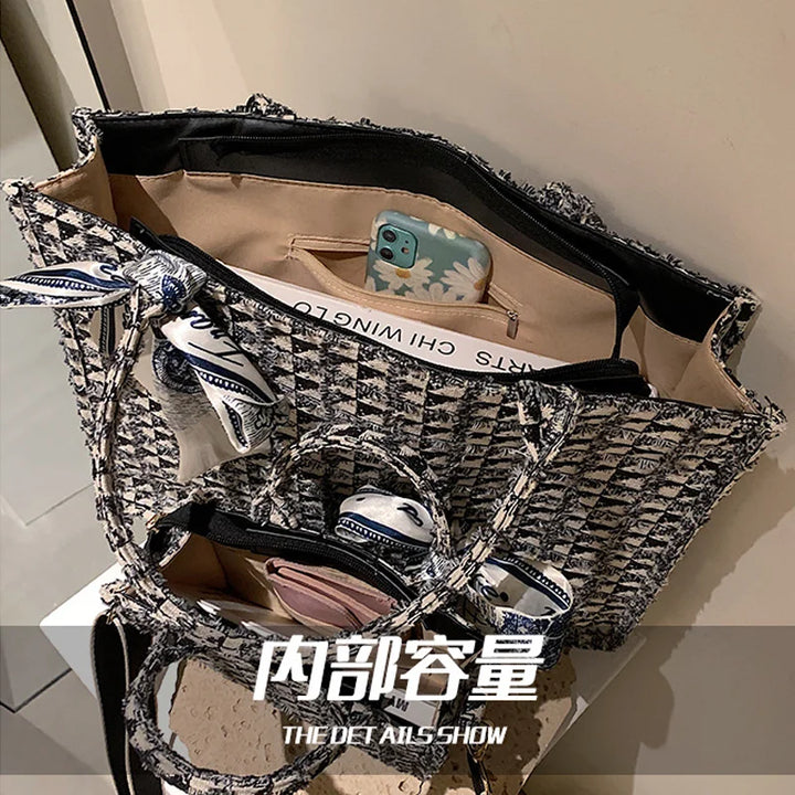 Women’s Tote Bags 2022 Trend New Mass Canvas Shoulder Bags Luxury Designer Handbags Casual Fashion Messenger Bags