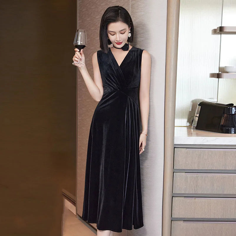 Golden Velvet Dress For Women Spring And Autumn New Fashionable V Neck Sleeveless Dress Velvet Thickened Hip Wrap Long Dress