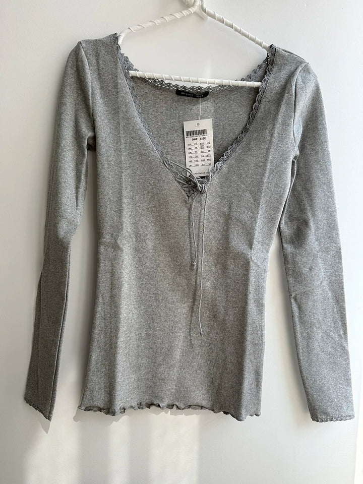V-neck Lace-up Long Sleeve Tees Women Spring New Streetwear Cotton Slim Lace Trim Tops Sweet Simple Chic Beige T-shirts Y2K