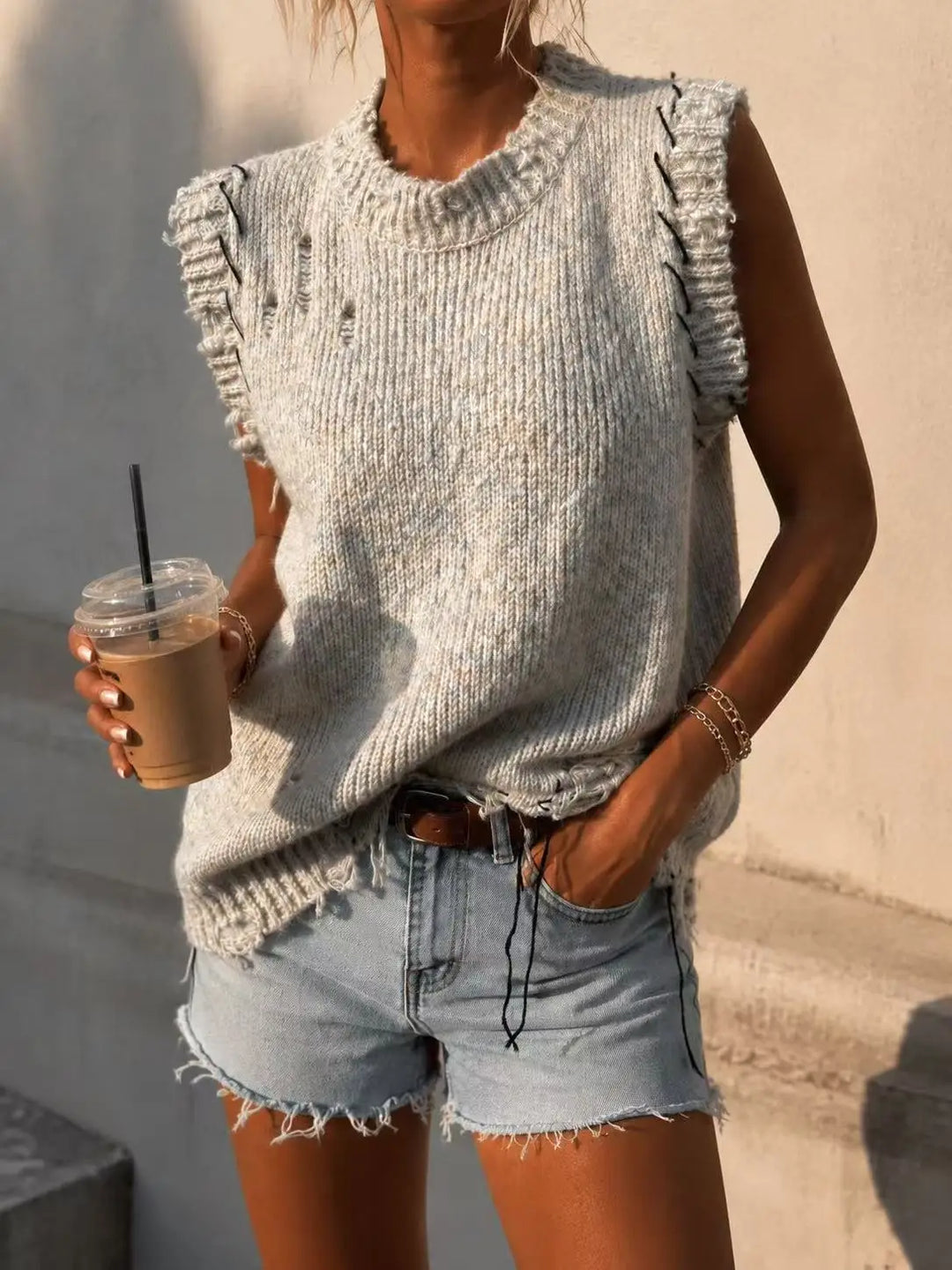 Women Knit Sweater Vest Sleeveless Top Casual Loose Fit Fringed Cropped Pullover Tank Top Streetwear Fashion Chic Clothing.