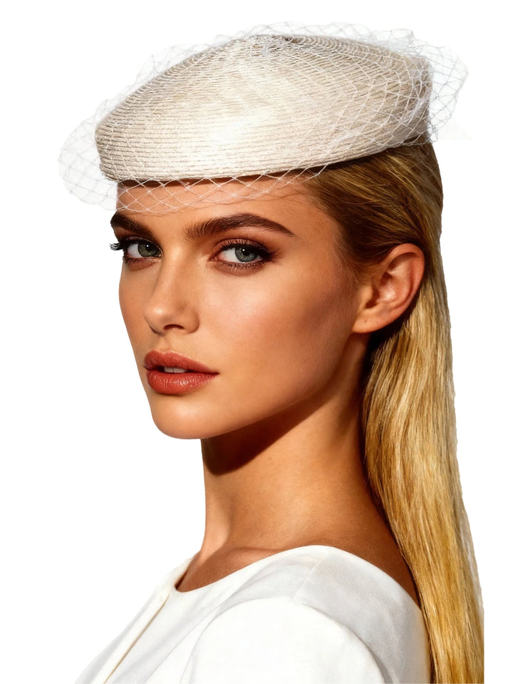 Elegant Champagne Straw Fascinator Hat with Veil for Women - Perfect Accessory for Wedding Church Bridal Tea Party Formal