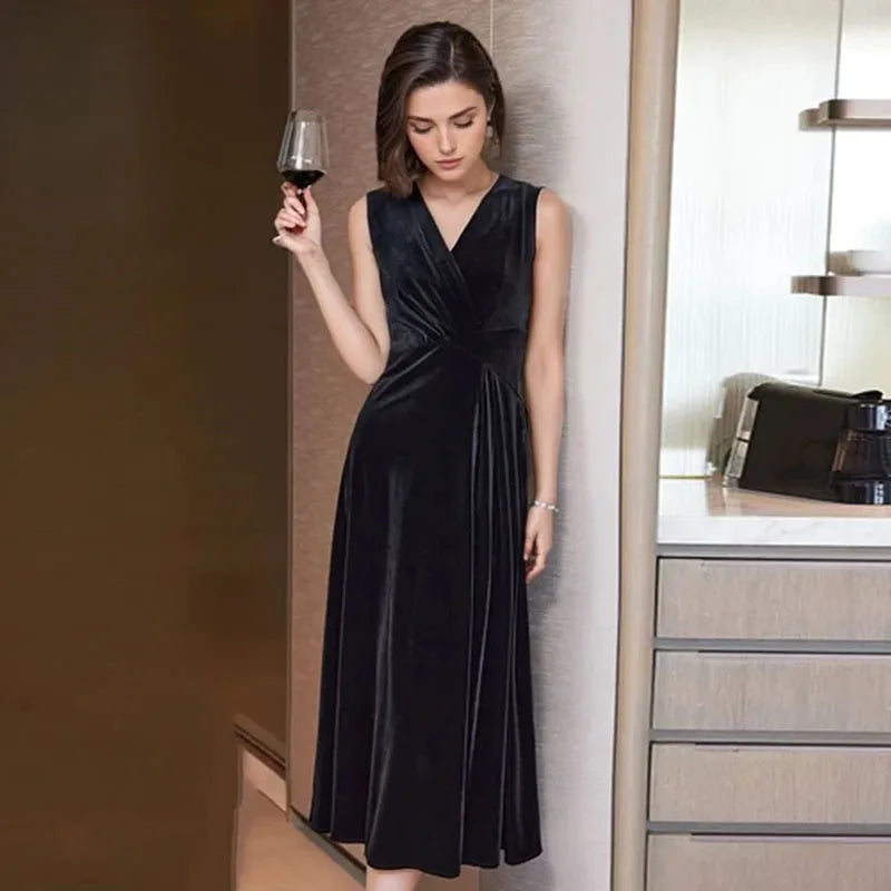 Golden Velvet Dress For Women Spring And Autumn New Fashionable V Neck Sleeveless Dress Velvet Thickened Hip Wrap Long Dress