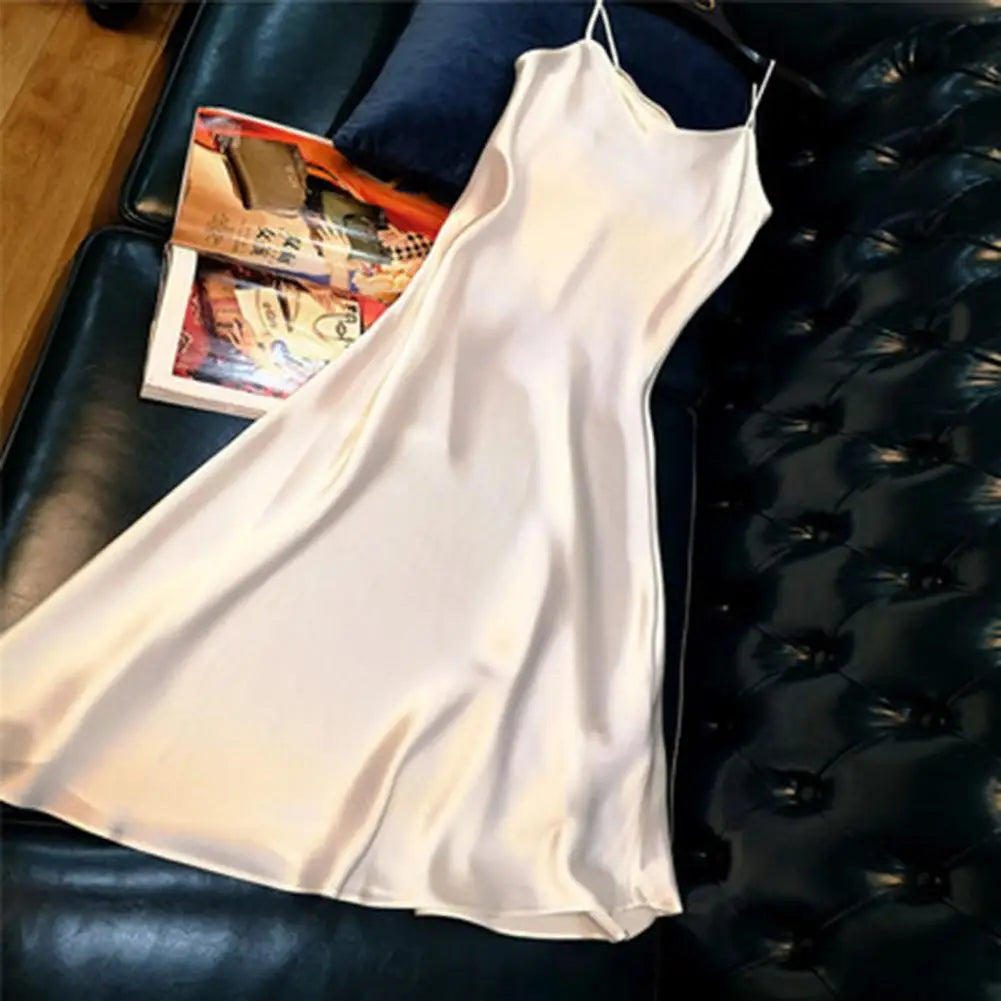 Women Slip Dress Silky Satin V Neck Backless Sleeveless Spaghetti Strap Prom Party Dress A-line Loose Hem Strappy Dress