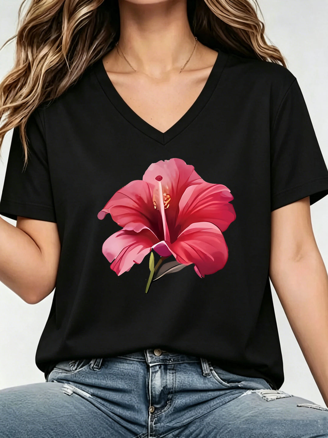 V-neck Trendy Fashion Floral Loose Graphic  T-Shirt Short Sleeve V Neck Casual Top for Summer Spring Women&