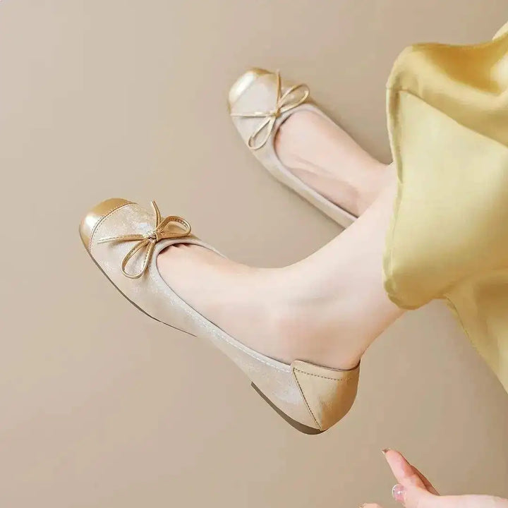 2025 New Genuine Leather French Ballet Flats for Women, Summer Outdoor Wear, One-Piece Bow Soft Sole Low-Heeled Shoes