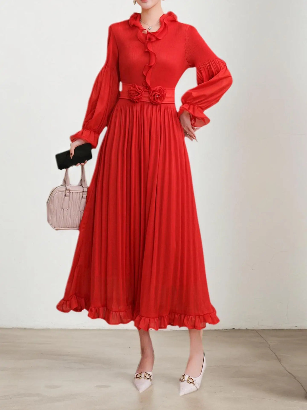 Elegant pleated fitted long dress for women with ruffled trim, luxurious evening gown, new style for Spring/Summer 2026.