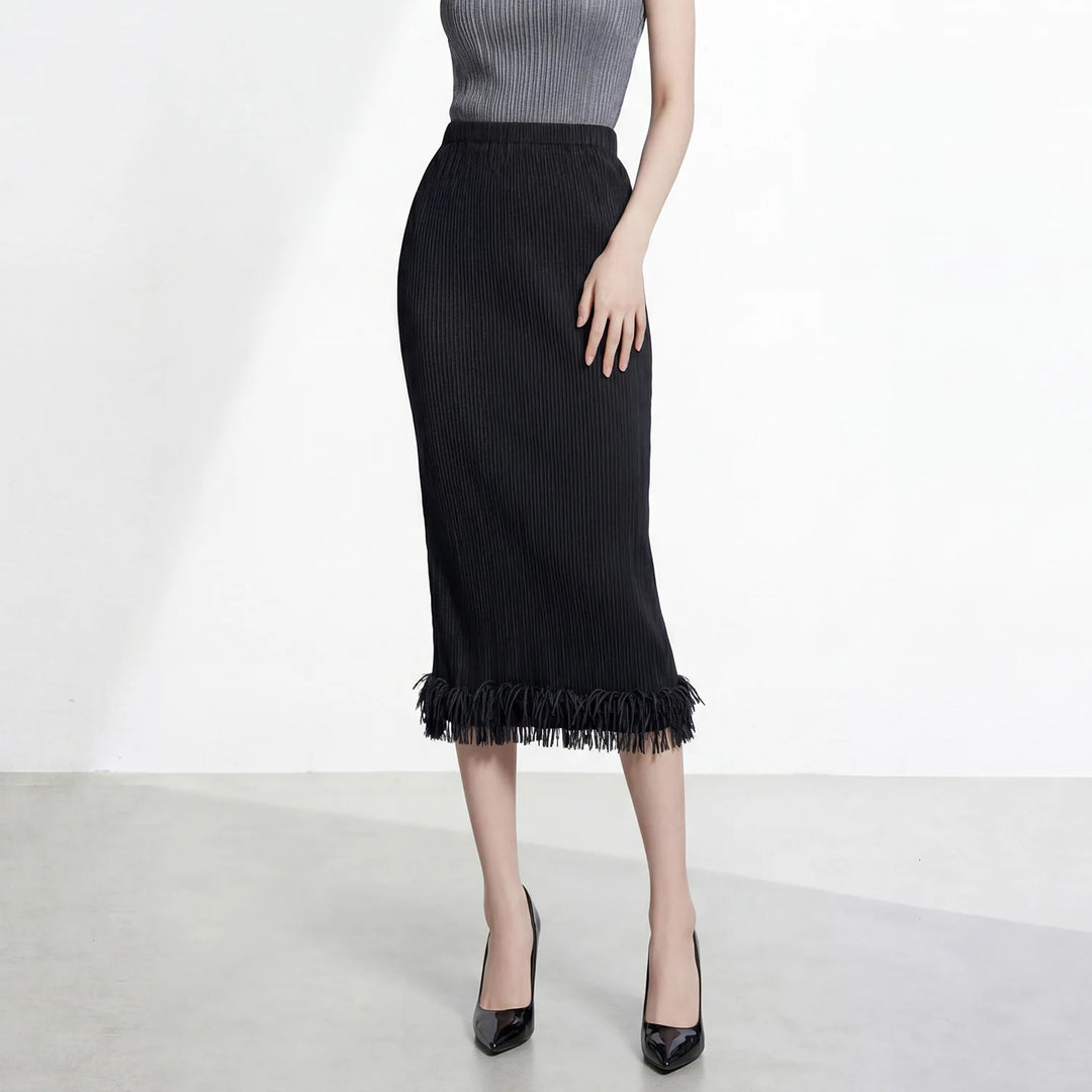 Black Pleated Pencil Skirt for Professional Wear, High-End Summer Style, Elastic Waist, Tassel Mid-Length Elegant Commuter Skirt