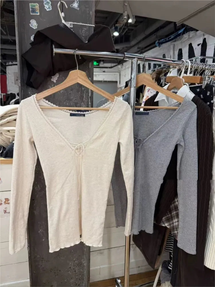 V-neck Lace-up Long Sleeve Tees Women Spring New Streetwear Cotton Slim Lace Trim Tops Sweet Simple Chic Beige T-shirts Y2K