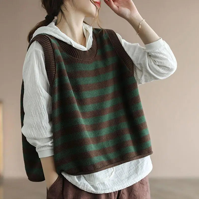 Knit Vests For Women Striped Light Warm Clothing Trend 2025 Promotion Waistcoat New Knitwear Tops Luxury In Short Lady Sweaters