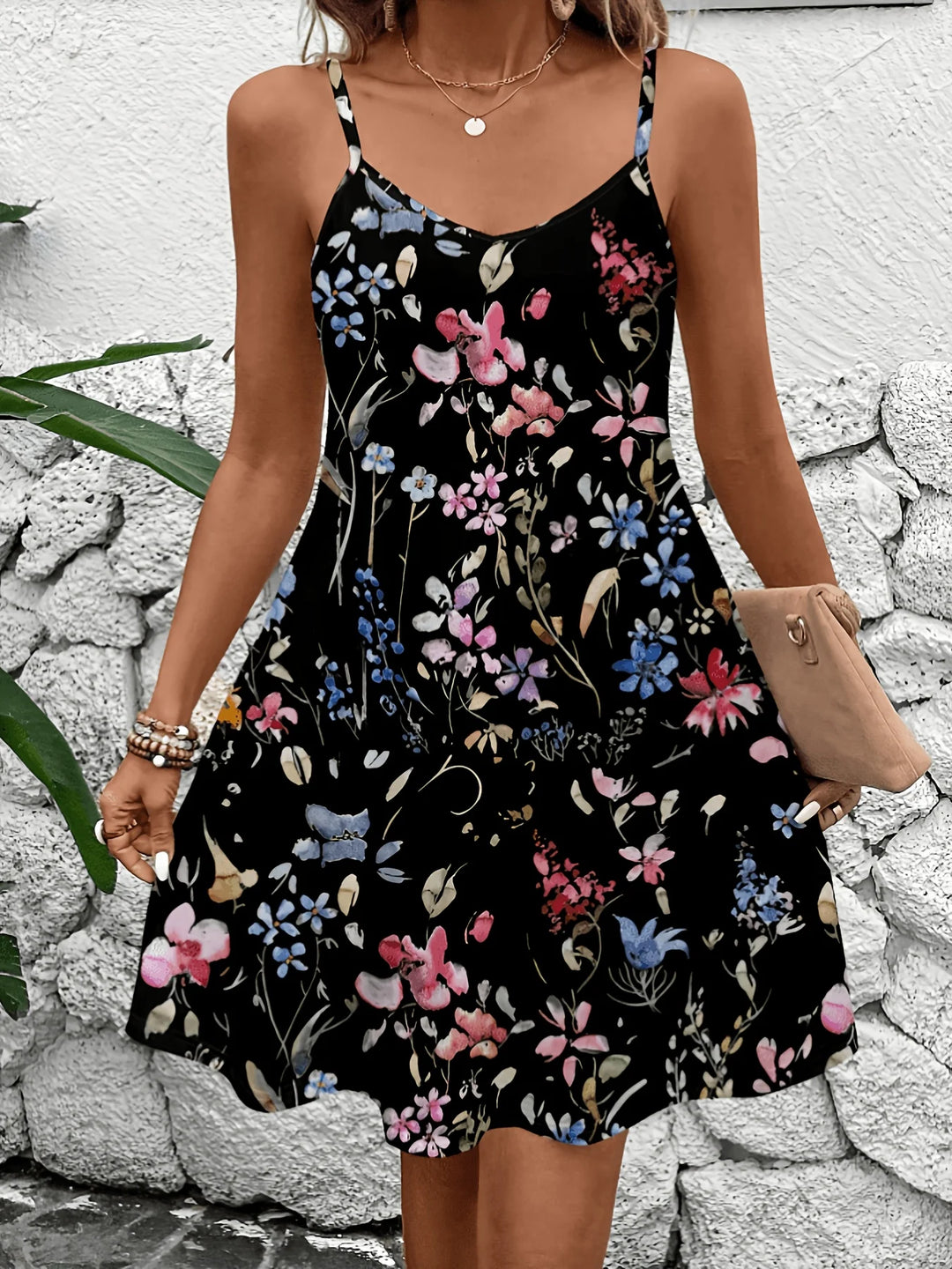 Casual, simple floral print maxi dress for women with sleeveless design