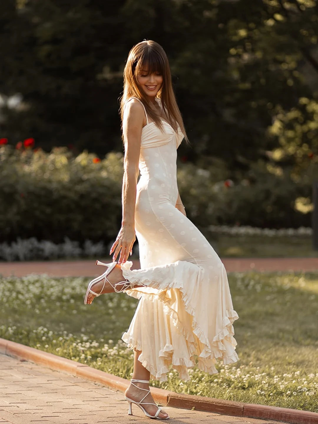 White Polka Dot Maxi Dress For Women Spaghetti Straps Sweetheart Bust Back Ruched Mermaid Flounce Hem Vacation Biryhday Dresses