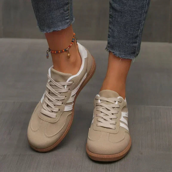 Women Sneakers 2025 Spring New Luxury Flat Loafers Comfortable Slip on Soft Female Sneakers Lightweight Outdoor Shoes for Women