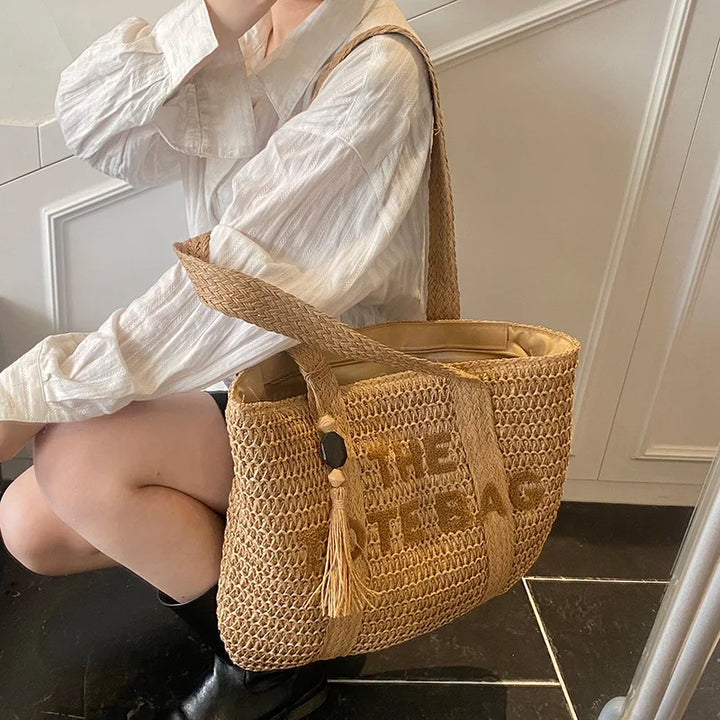 Hand-Woven Handbags Summer Ladies Woven Bag Fashion Handmade Simple Large Capacity with Tassel Pendant Shopping Handbag Tote