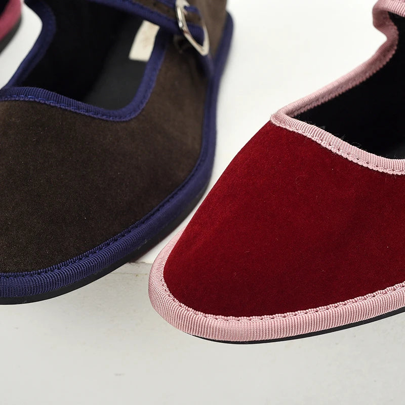 Flats Mary Jane Shoes Women 2024 Trend Velvet Casual Streetwear Ladies Shoes Canvas Buckle Strap Pointed Toe Loafers Elegant
