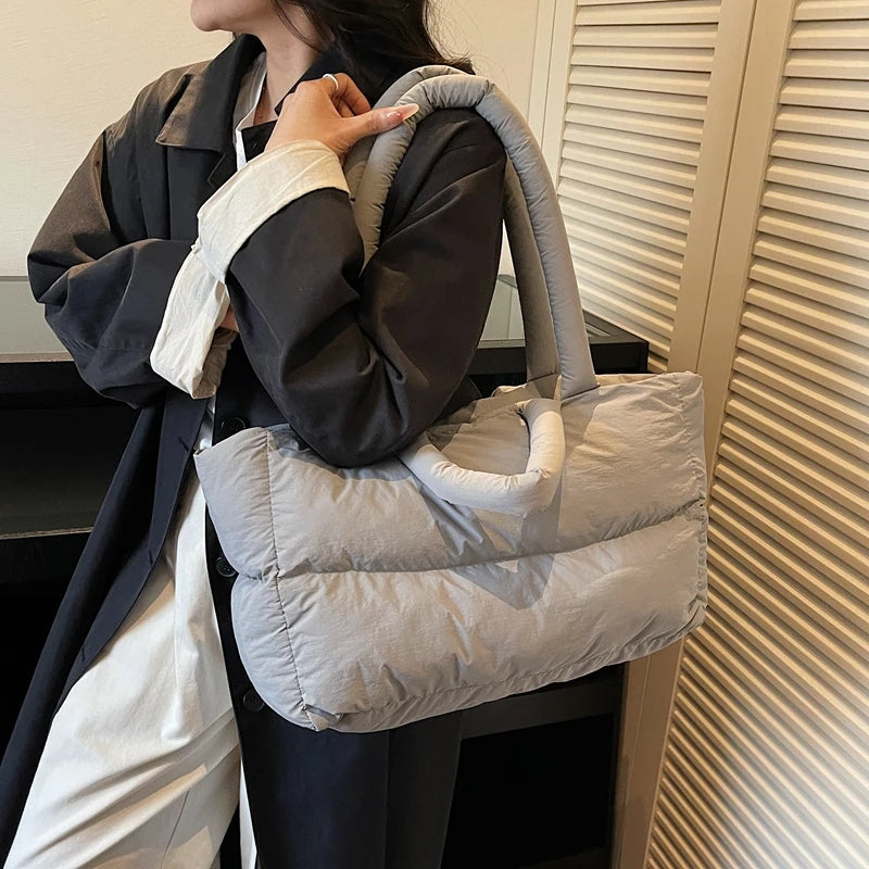 2025 Winter Latest Trend Women Shoulder Tote Bags Space Cotton Padded Large Capacity Shopper Totes Quality Commute Handbags Lady